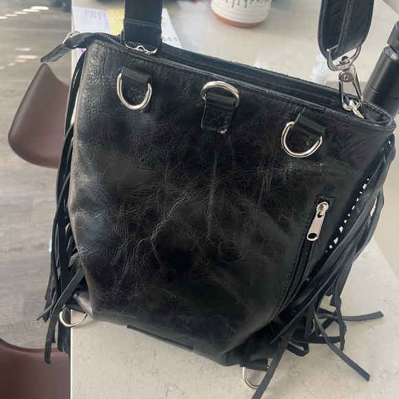 Pure Dixie multiple usage bag! This has many different ways to use this bag! - Picture 7 of 8